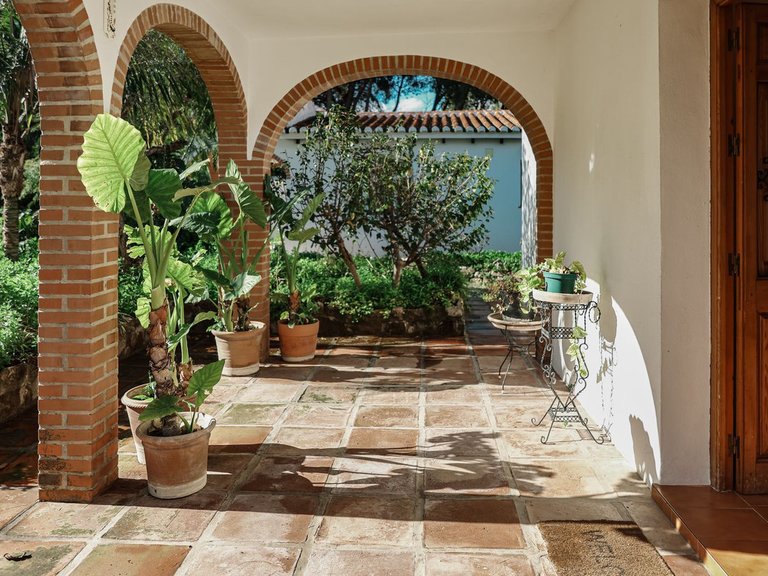 Villa for Sale in Alhaurín El Grande, Malaga 41