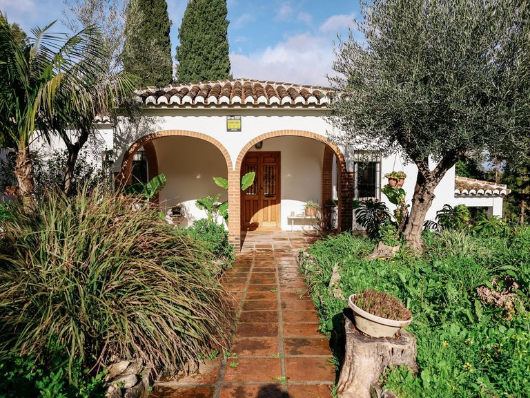 Villa for Sale in Alhaurín El Grande, Malaga 5