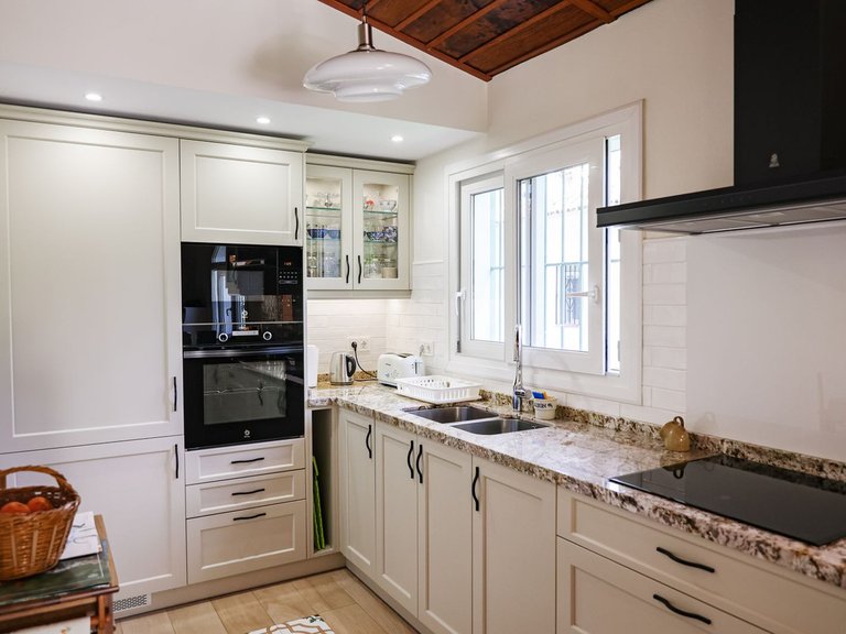Villa for Sale in Alhaurín El Grande, Malaga 7