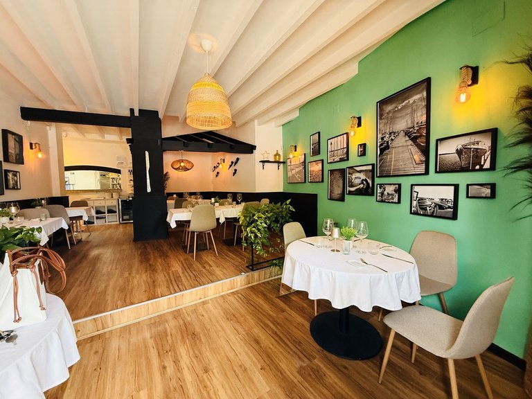 Commercial for Sale in Cabopino, Malaga 10