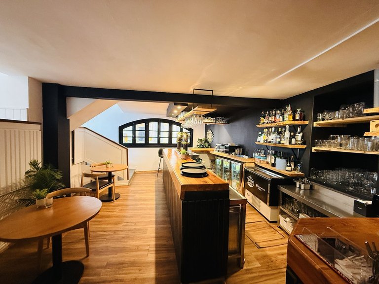 Commercial for Sale in Cabopino, Malaga 19