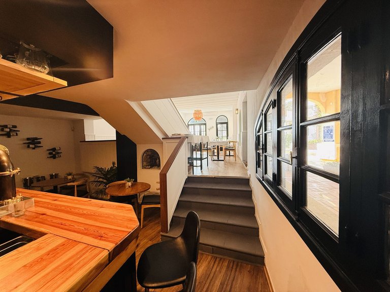 Commercial for Sale in Cabopino, Malaga 25