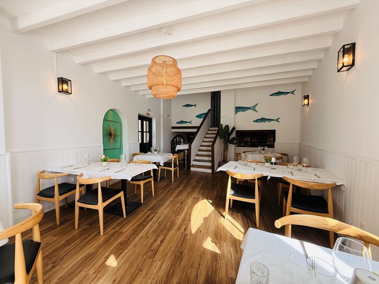 Commercial for Sale in Cabopino, Malaga 28