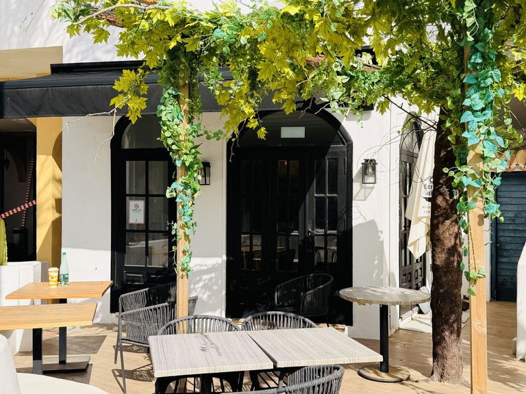 Commercial for Sale in Cabopino, Malaga 8