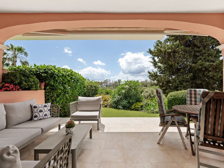 Apartment for Sale in Estepona, Malaga 1