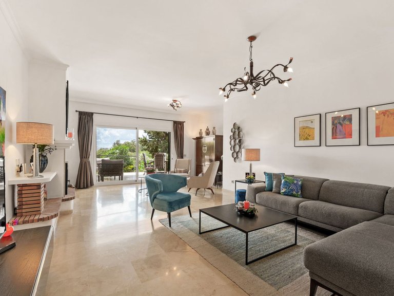 Apartment for Sale in Estepona, Malaga 11