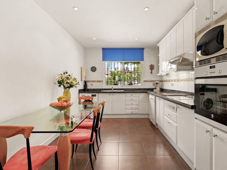 Apartment for Sale in Estepona, Malaga 13