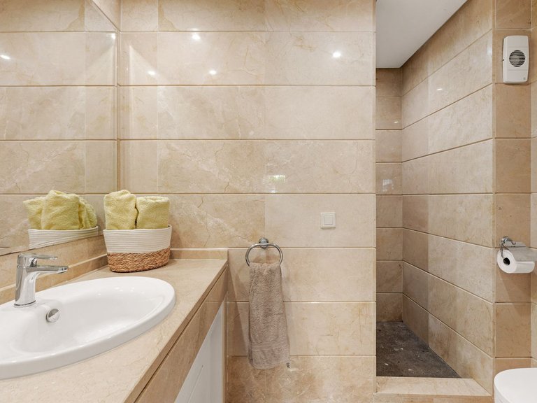 Apartment for Sale in Estepona, Malaga 17