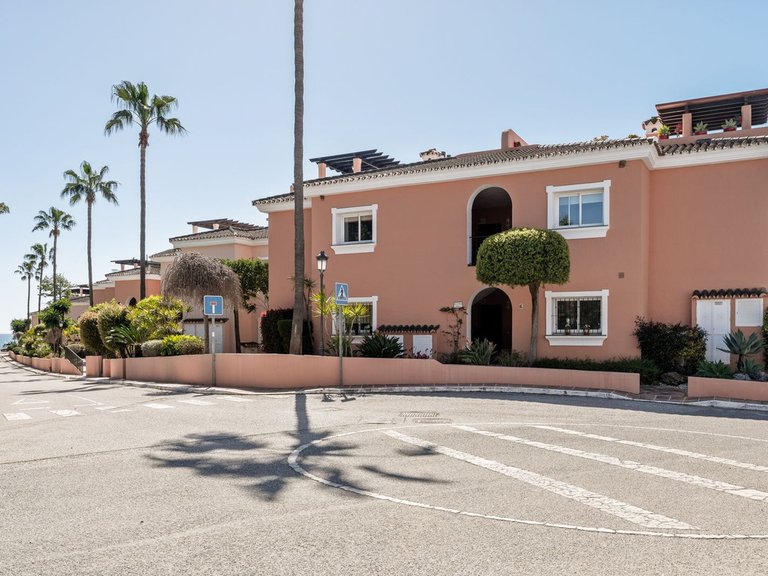 Apartment for Sale in Estepona, Malaga 19
