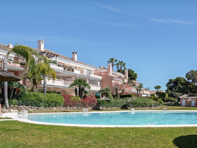 Apartment for Sale in Estepona, Malaga 22