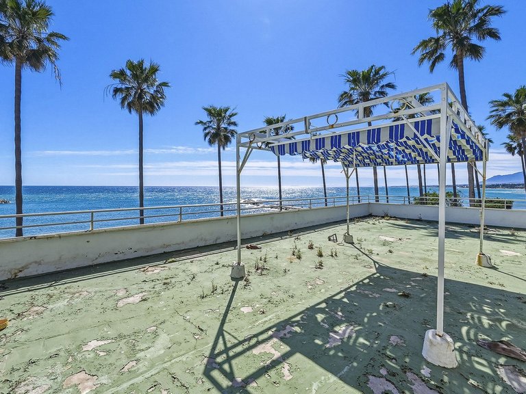 Penthouse for Sale in Marbella, Malaga 4