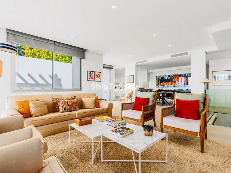 Apartment for Sale in Benahavís, Malaga 12
