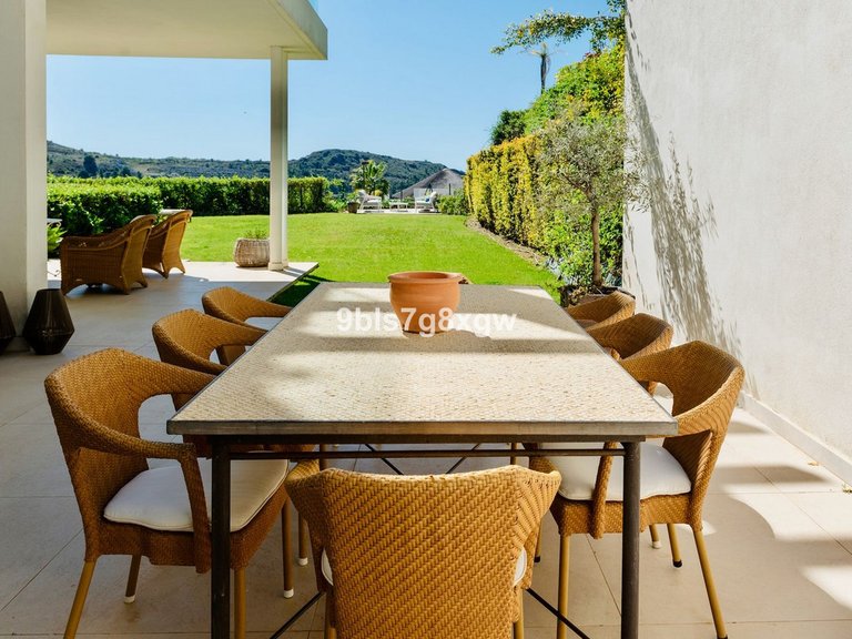 Apartment for Sale in Benahavís, Malaga 16