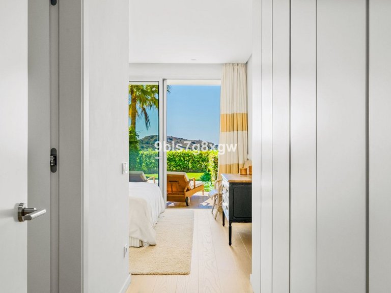 Apartment for Sale in Benahavís, Malaga 20