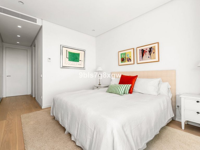 Apartment for Sale in Benahavís, Malaga 23