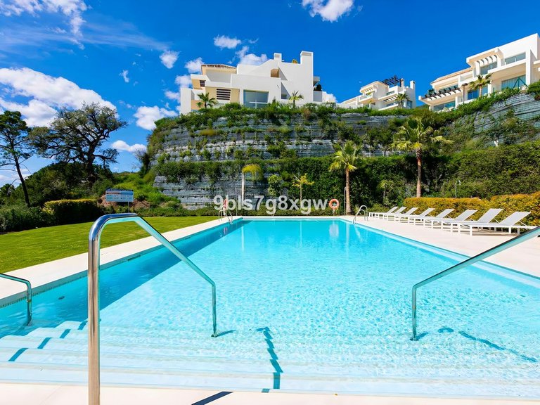 Apartment for Sale in Benahavís, Malaga 35