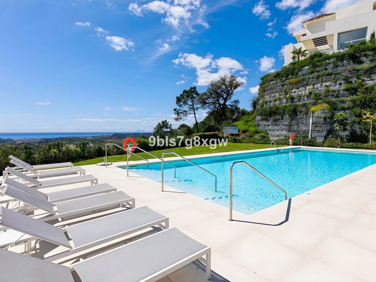 Apartment for Sale in Benahavís, Malaga 7