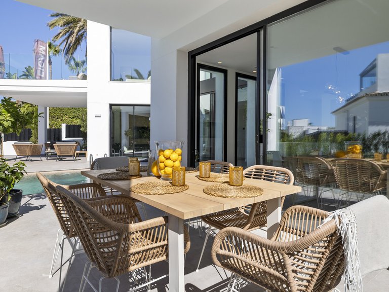 Villa for Sale in Marbesa, Malaga 12