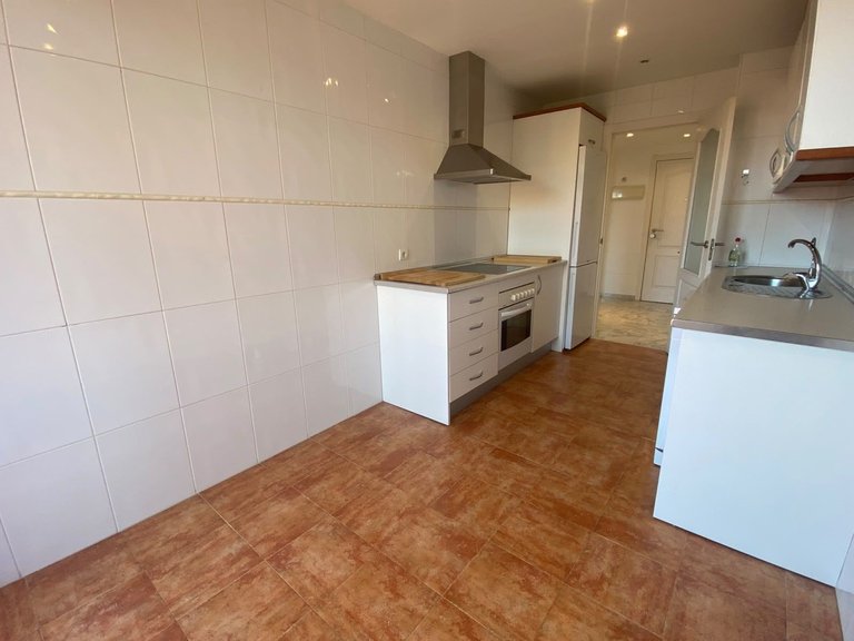 Apartment for Sale in Costa del Sol, The Golden Mile, Malaga 11