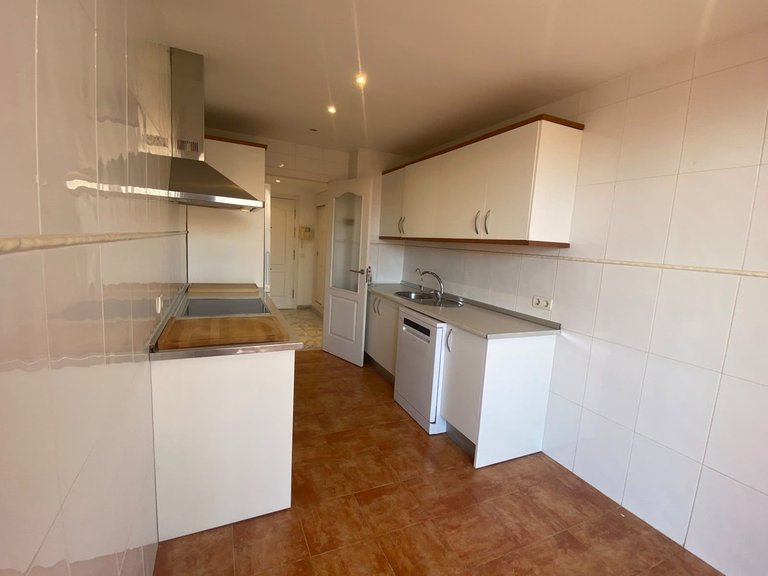 Apartment for Sale in Costa del Sol, The Golden Mile, Malaga 12