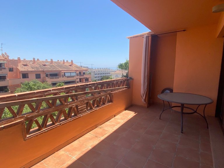 Apartment for Sale in Costa del Sol, The Golden Mile, Malaga 2