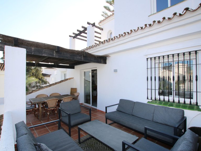 Apartment for Sale in Nueva Andalucía, Malaga 7