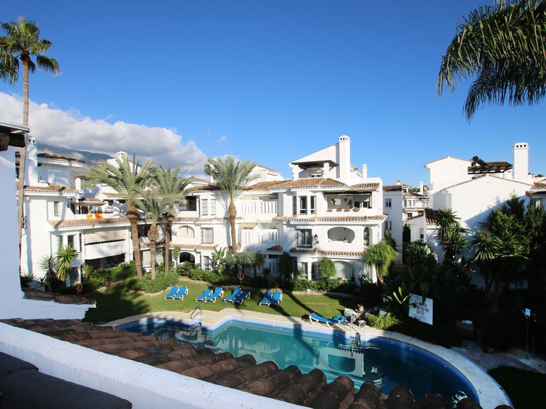 Apartment for Sale in Nueva Andalucía, Malaga 8