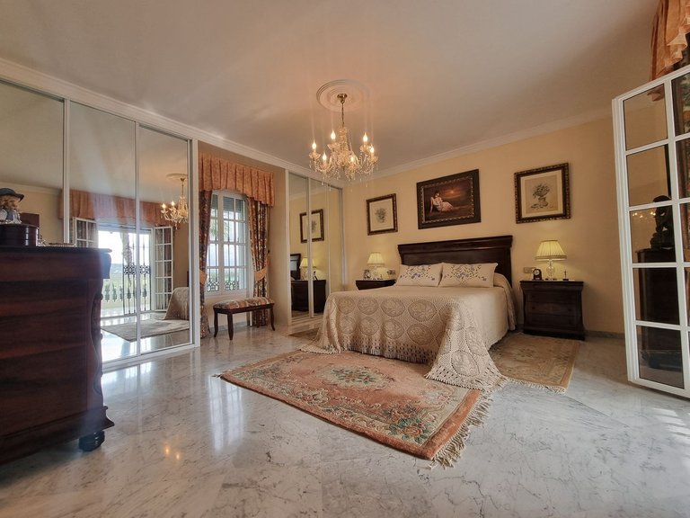 Villa for Sale in Alhaurín El Grande, Malaga 16