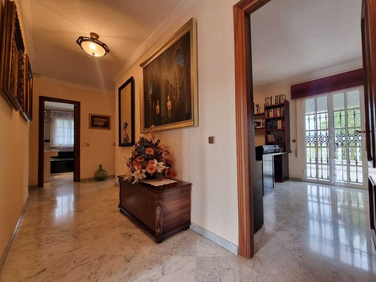 Villa for Sale in Alhaurín El Grande, Malaga 19
