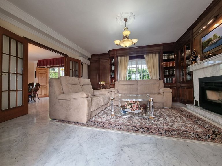 Villa for Sale in Alhaurín El Grande, Malaga 9