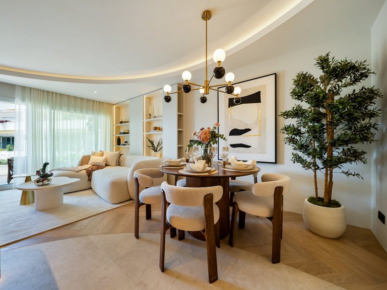 Apartment for Sale in The Golden Mile, Malaga 30