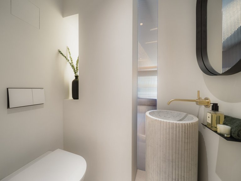 Apartment for Sale in The Golden Mile, Malaga 39
