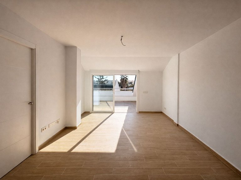Apartment for Sale in Fuengirola, Malaga 7
