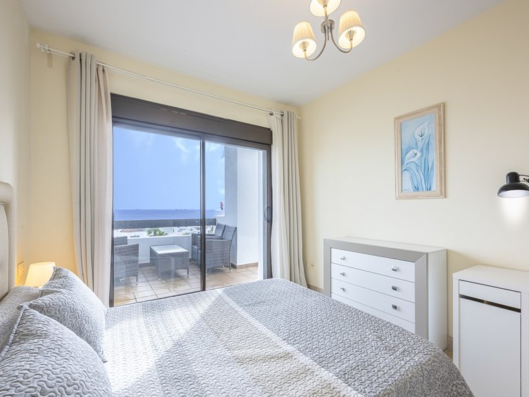 Apartment for Sale in La Alcaidesa, Cadiz 14