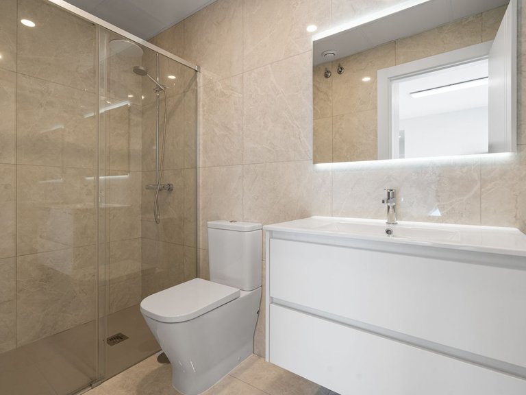 Apartment for Sale in Fuengirola, Malaga 17