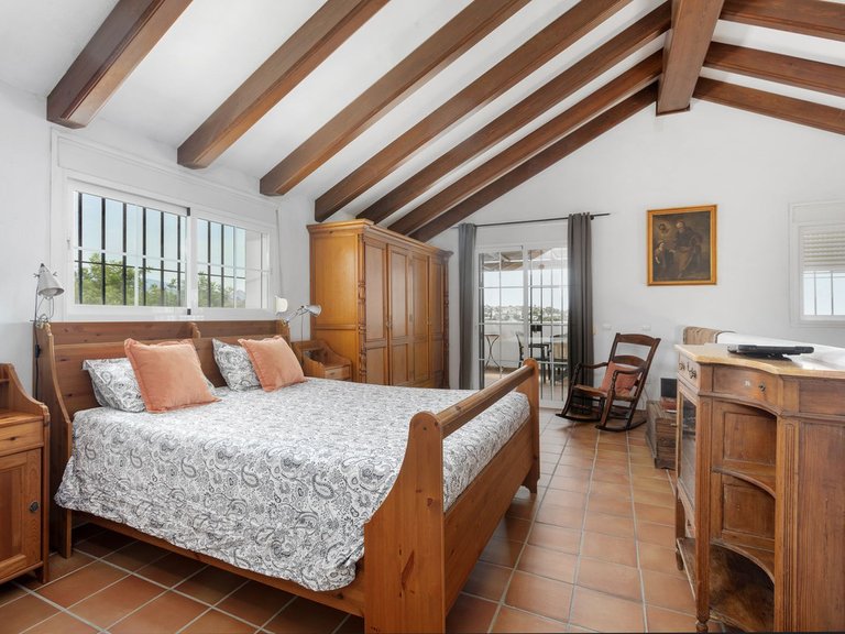 Villa for Sale in Estepona, Malaga 7