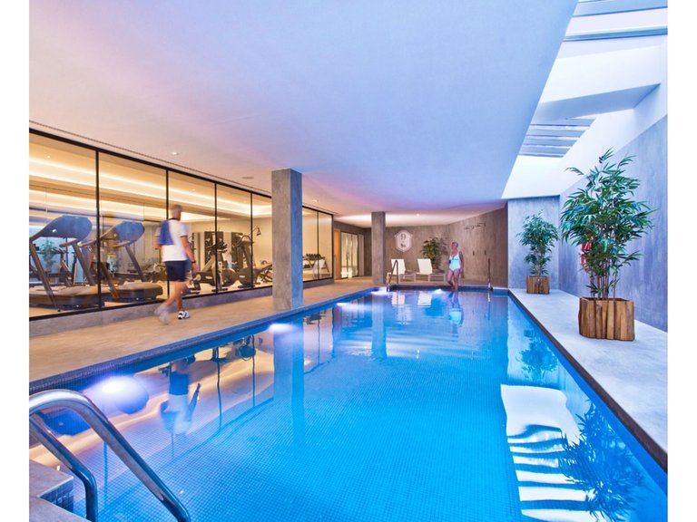 Penthouse for Sale in Nueva Andalucía, Malaga 12
