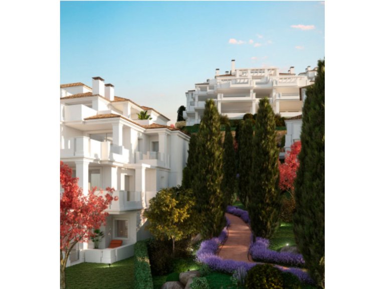 Penthouse for Sale in Nueva Andalucía, Malaga 18