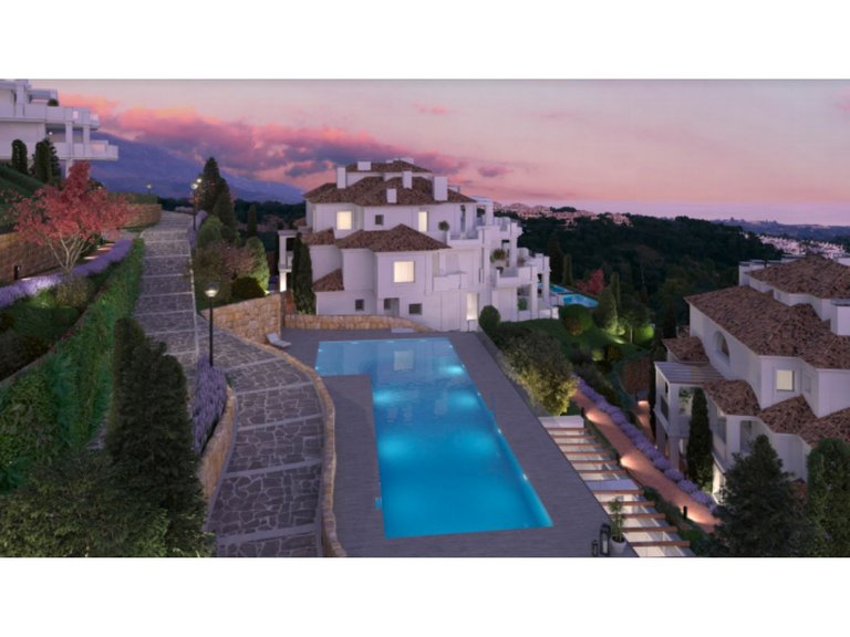 Penthouse for Sale in Nueva Andalucía, Malaga 22