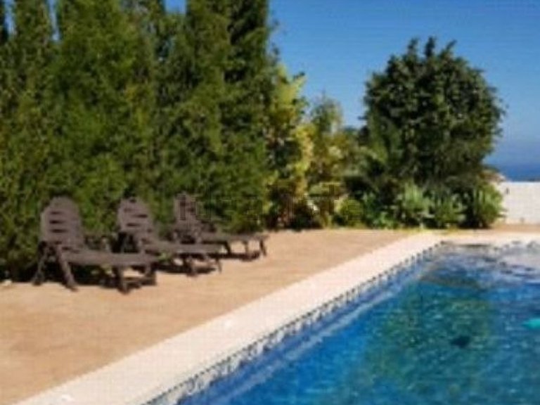 Villa for Sale in El Pinillo, Malaga 7
