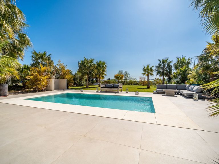 Villa for Sale in La Cala Golf, Malaga 11