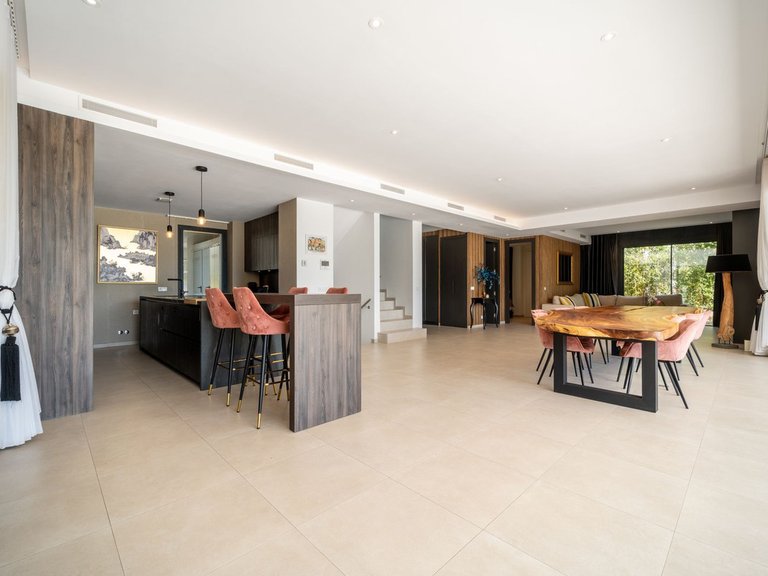 Villa for Sale in La Cala Golf, Malaga 17