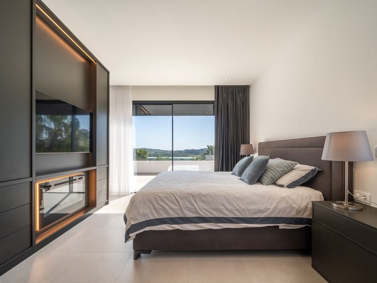 Villa for Sale in La Cala Golf, Malaga 31