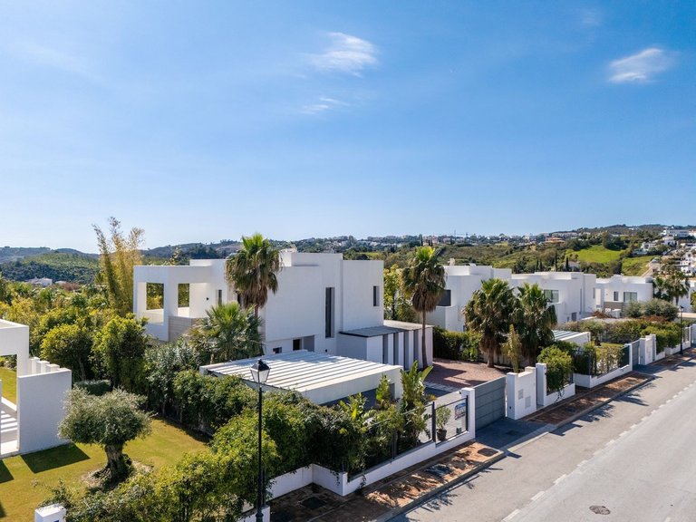 Villa for Sale in La Cala Golf, Malaga 5