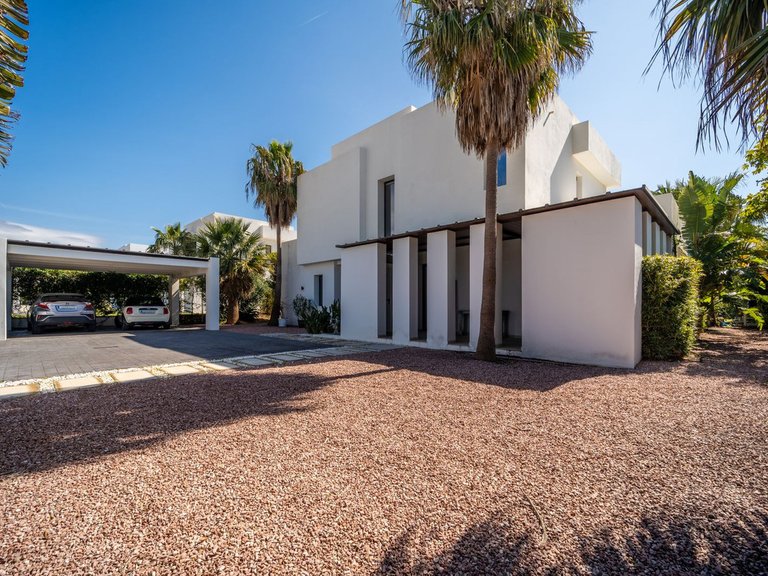Villa for Sale in La Cala Golf, Malaga 8