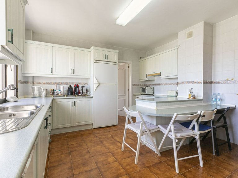 Apartment for Sale in Nueva Andalucía, Malaga 33