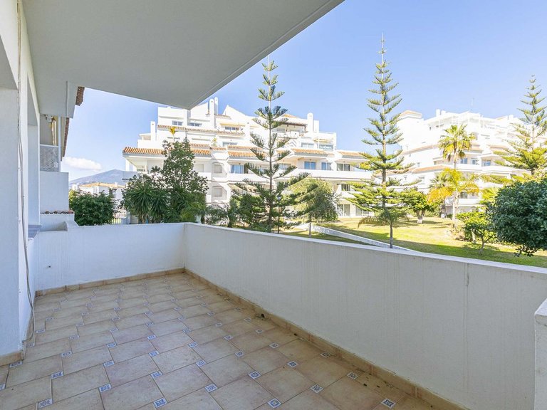 Apartment for Sale in Nueva Andalucía, Malaga 6