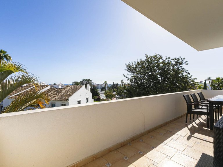 Apartment for Sale in Nueva Andalucía, Malaga 7