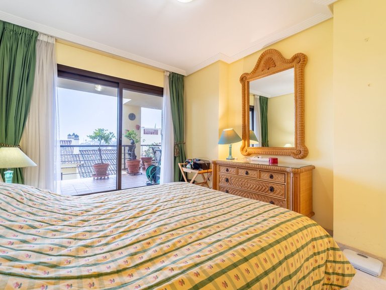 Apartment for Sale in Los Arqueros, Malaga 10
