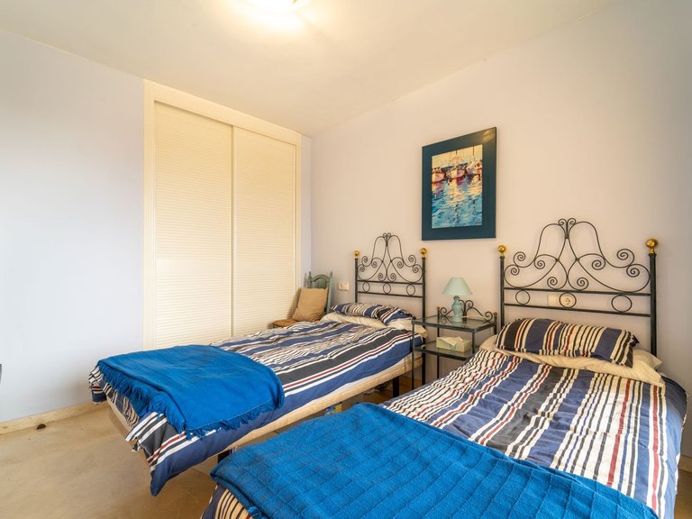Apartment for Sale in Los Arqueros, Malaga 16